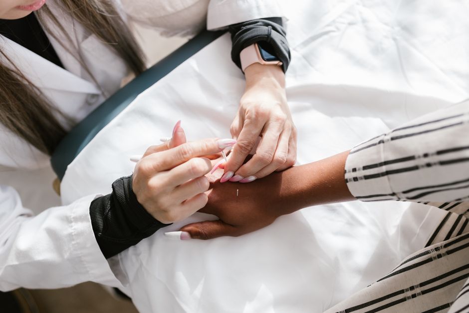 acupuncture: What to Expect During Your First Visit